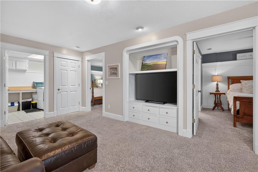 1558 N 600 Road Property Photo 32