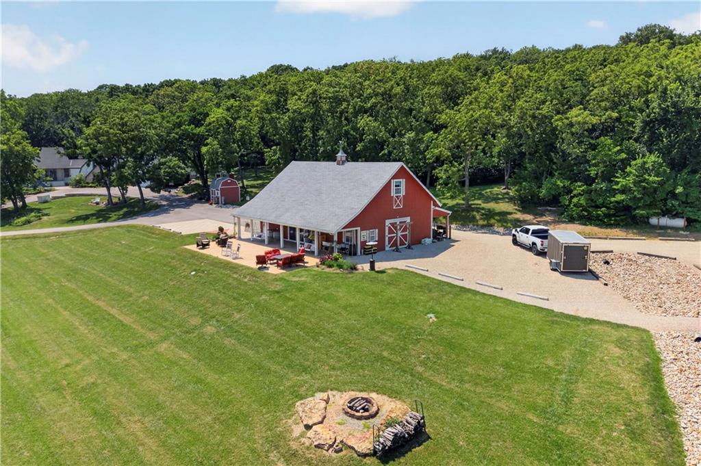 1558 N 600 Road Property Photo 49