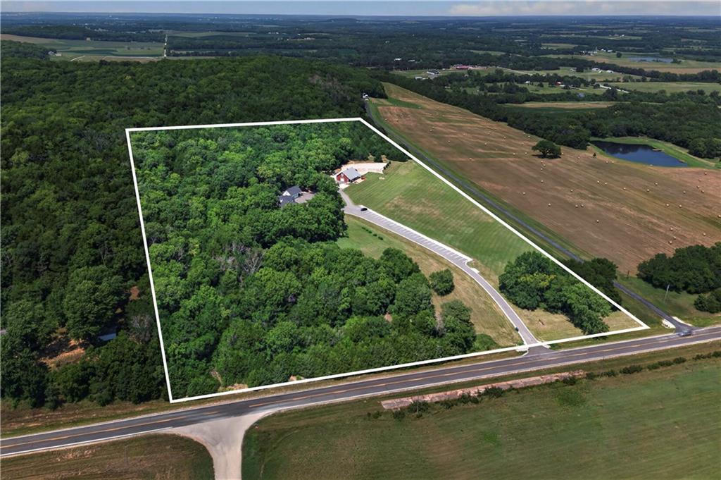 1558 N 600 Road Property Photo 73