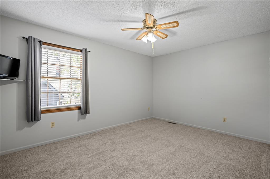 8408 W 115th Street Property Photo 26