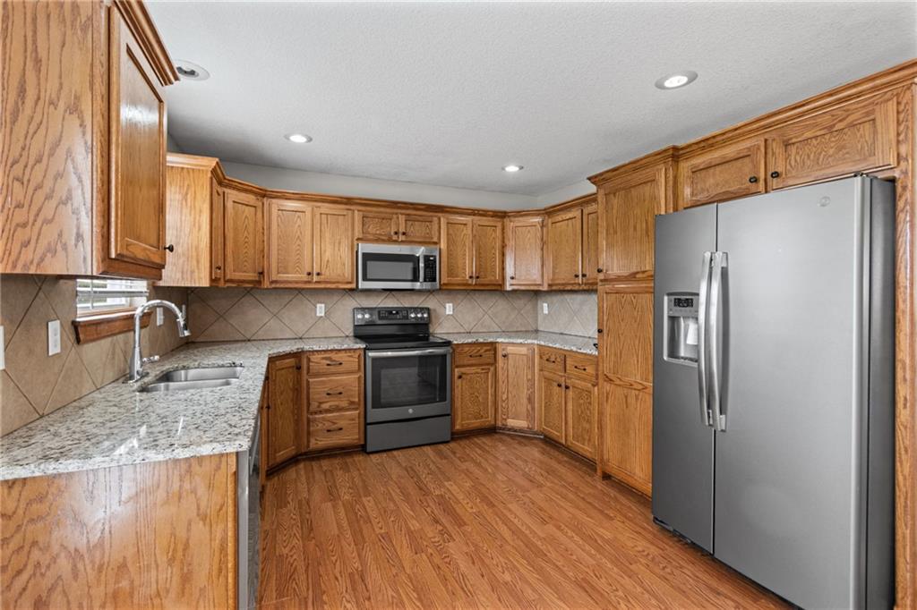 1505 Clear Creek Drive Property Photo 9