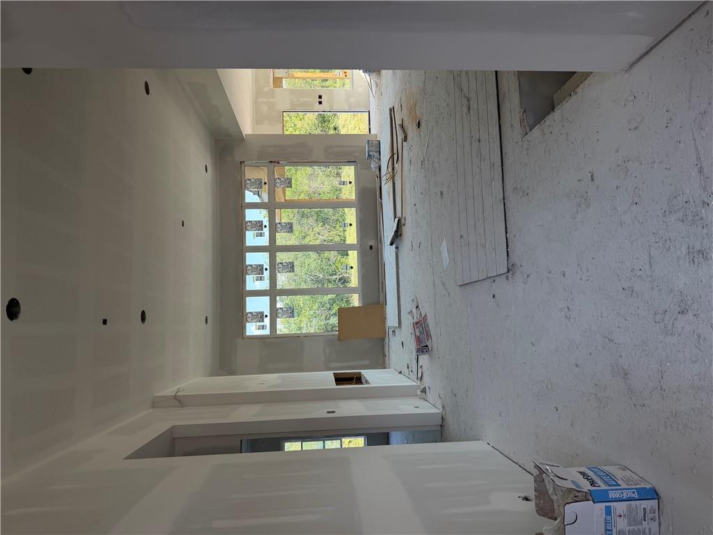 831 Reed Drive Property Photo 3
