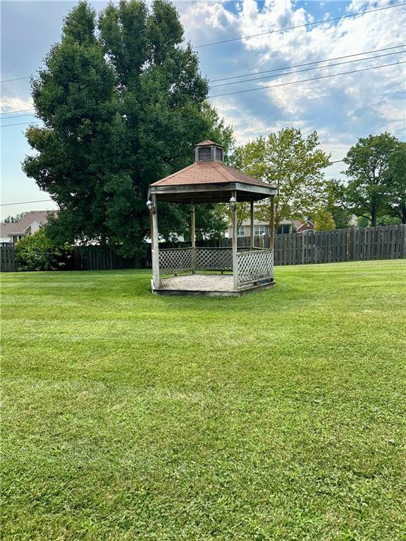 3008 Woods Court Property Photo 7