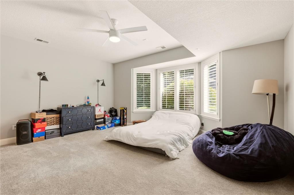 8447 Summit Street Property Photo 29