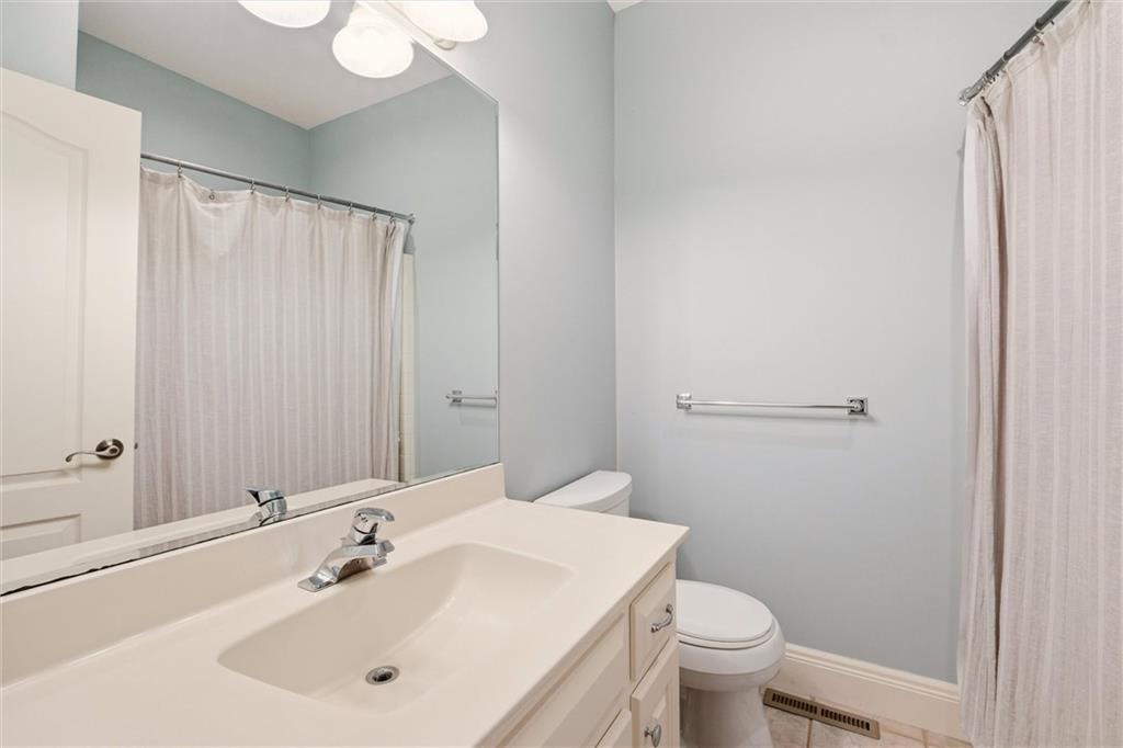 8447 Summit Street Property Photo 32
