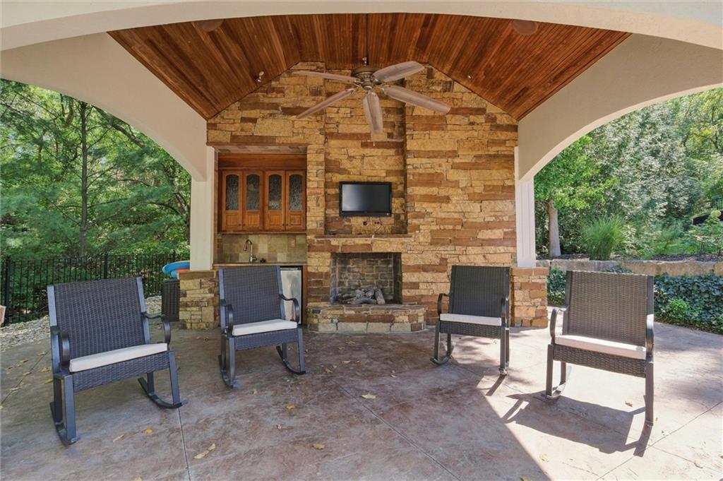 8447 Summit Street Property Photo 45