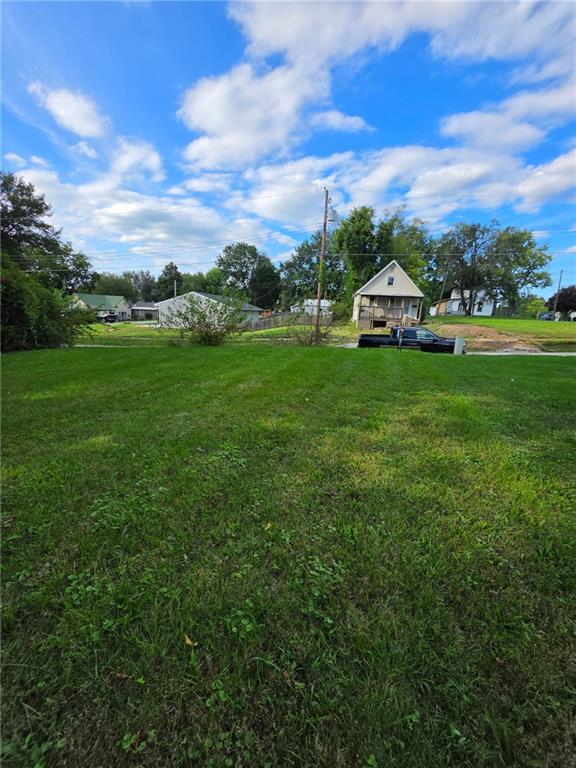 309 E Royle Street Property Photo 2