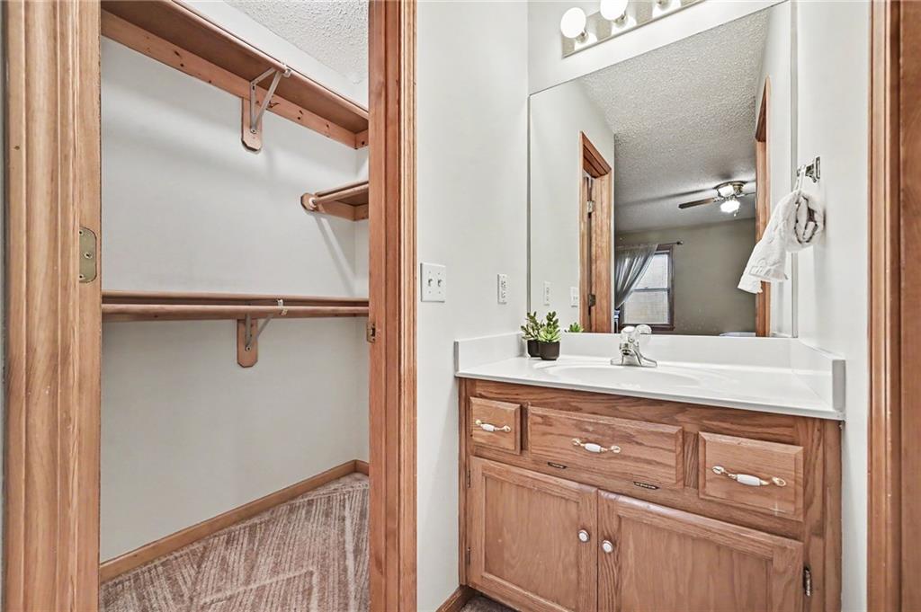 513 Cape Cod Court Property Photo 14
