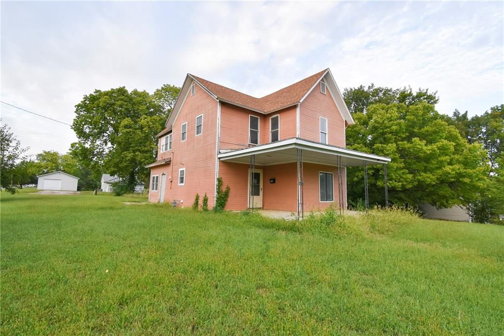 344 W 10th Street Property Photo 1