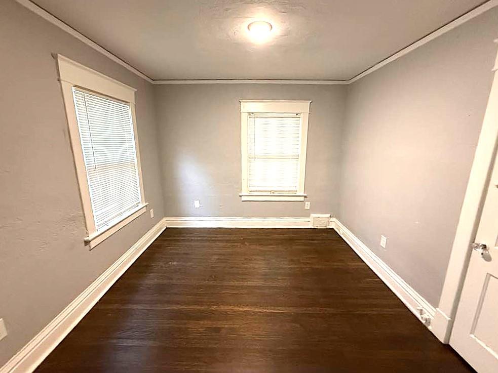 3249 E 28th Street Property Photo 11