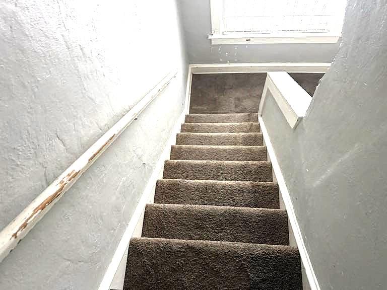 3249 E 28th Street Property Photo 19