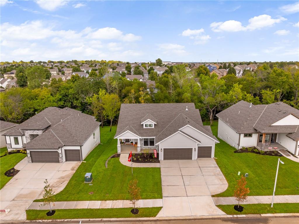 6034 Apache Drive Property Photo 3