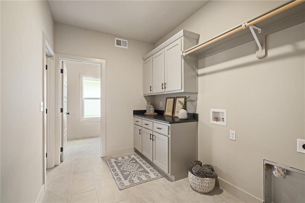 6034 Apache Drive Property Photo 33
