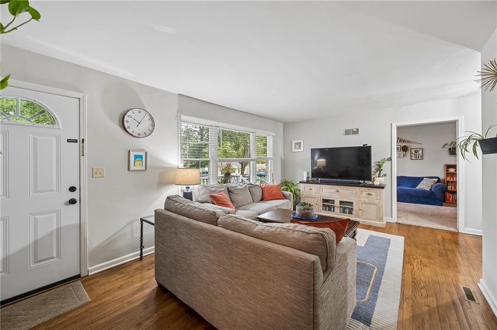 8225 Jarboe Street Property Photo 4