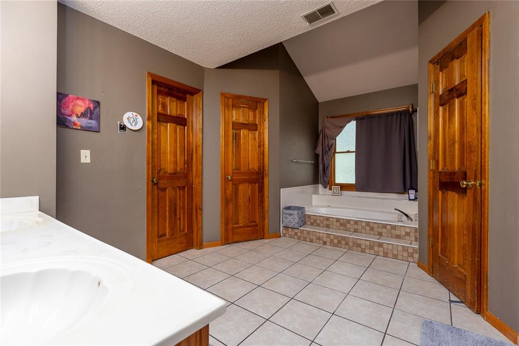 3508 N Park Avenue Property Photo 12