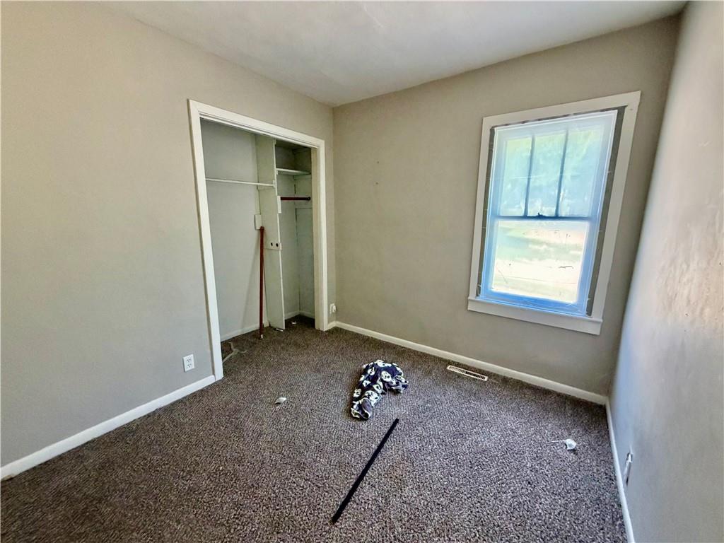1116 S Leslie Street Property Photo 6