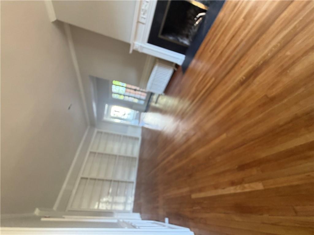 2701 Folsom Street Property Photo 4