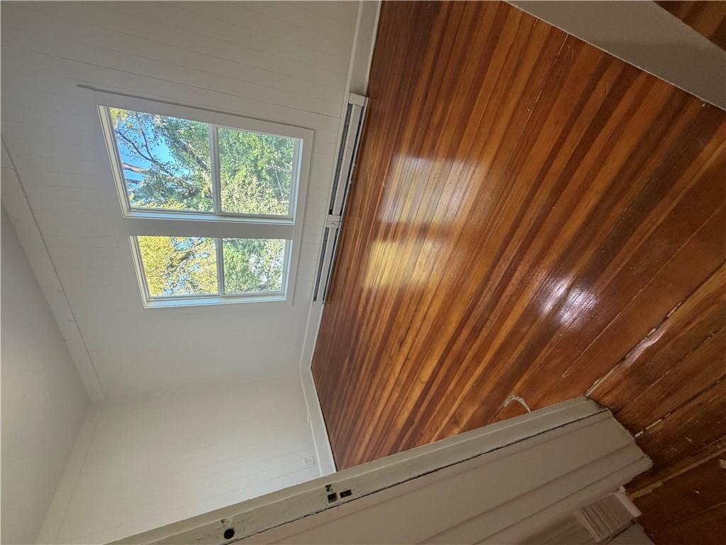 2701 Folsom Street Property Photo 27
