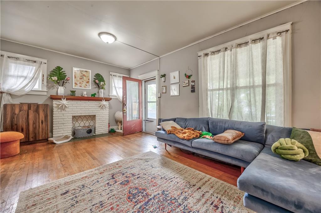4111 Genessee Street Property Photo 4