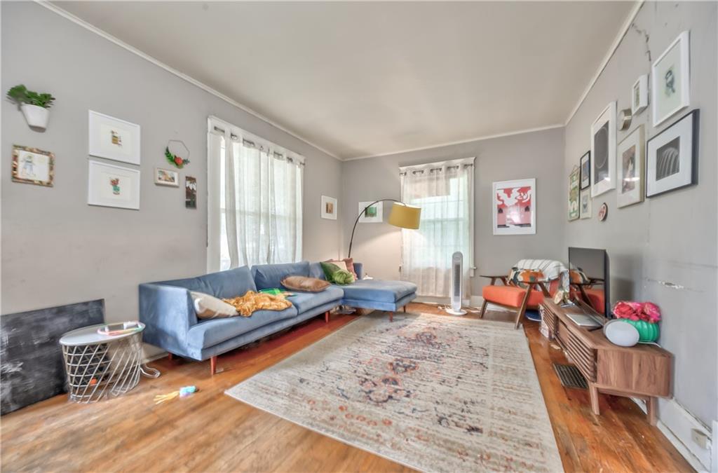 4111 Genessee Street Property Photo 5