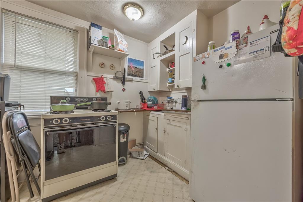 4111 Genessee Street Property Photo 17