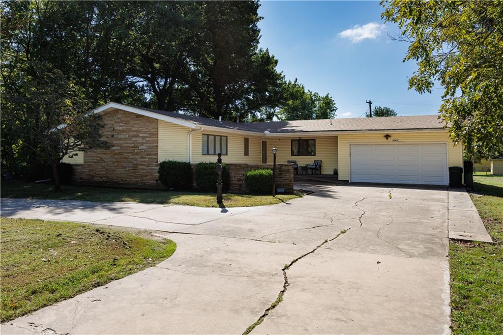 1220 Washington Street Property Photo 1