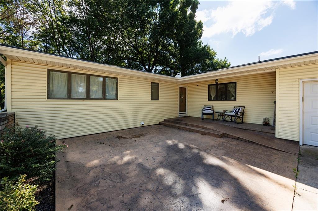 1220 Washington Street Property Photo 3