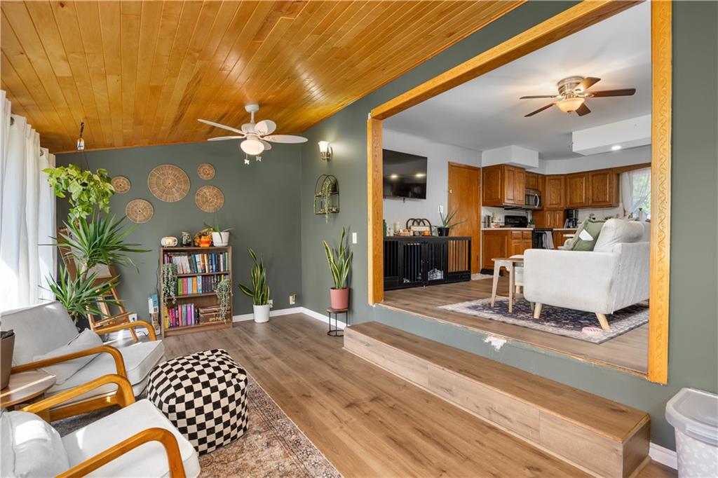 1220 Washington Street Property Photo 16