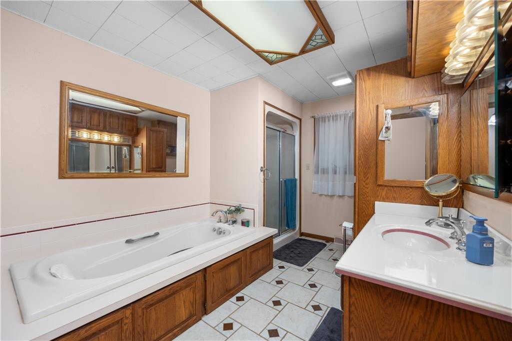1220 Washington Street Property Photo 24