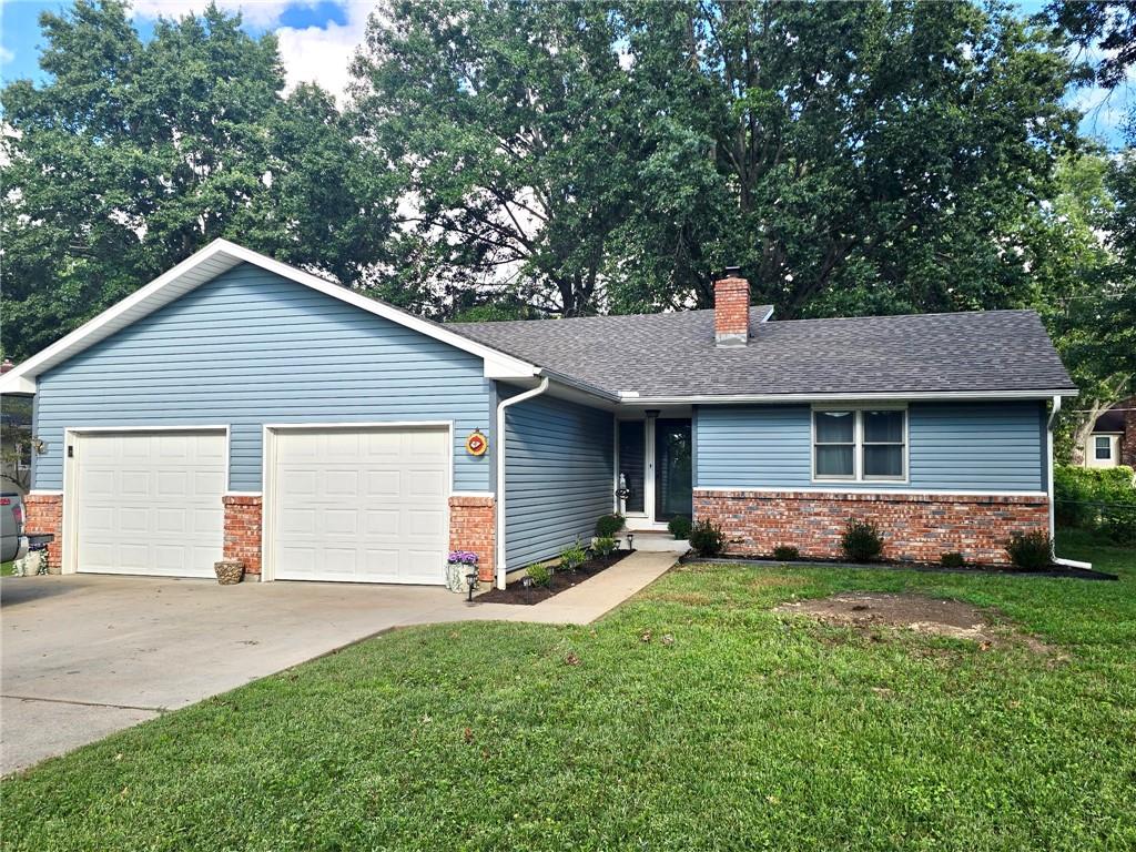 207 S Broadmoor Street Property Photo 1