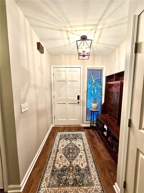 207 S Broadmoor Street Property Photo 5