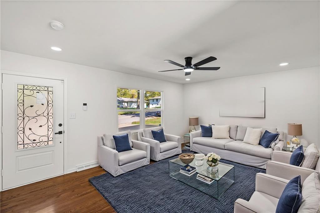 5627 Georgia Avenue Property Photo 5