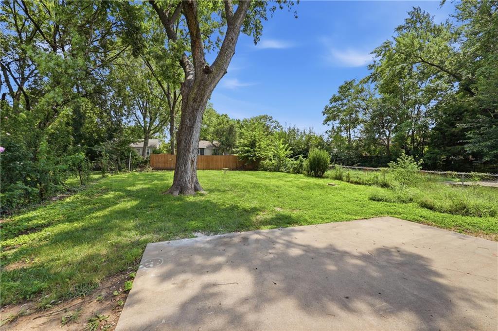 4609 Llyod Street Property Photo 18