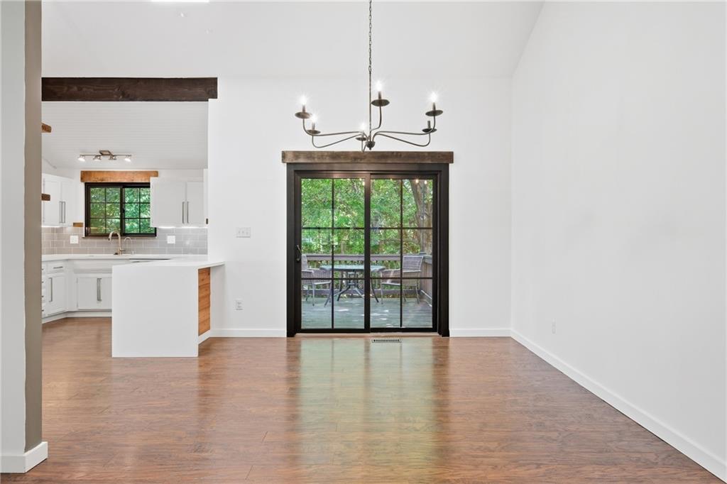 9201 Acuff Lane Property Photo 7