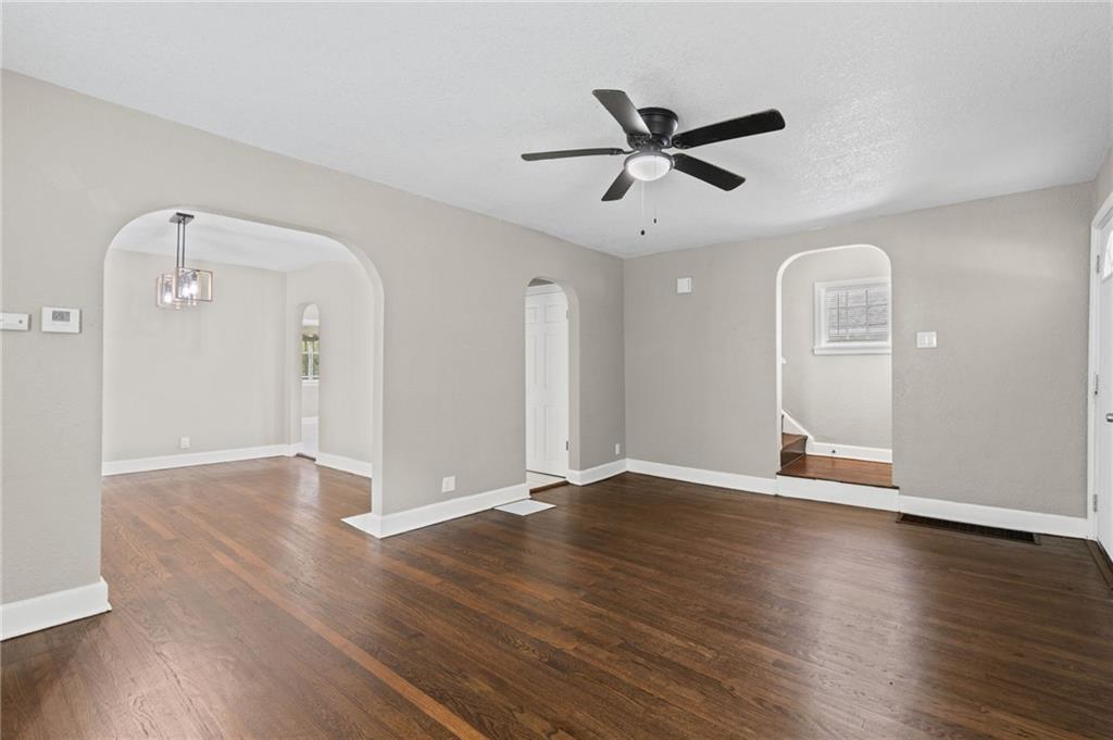 822 S Hardy Avenue Property Photo 11