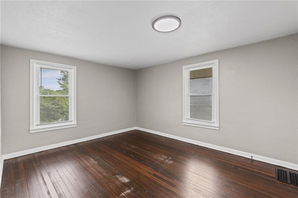 822 S Hardy Avenue Property Photo 27