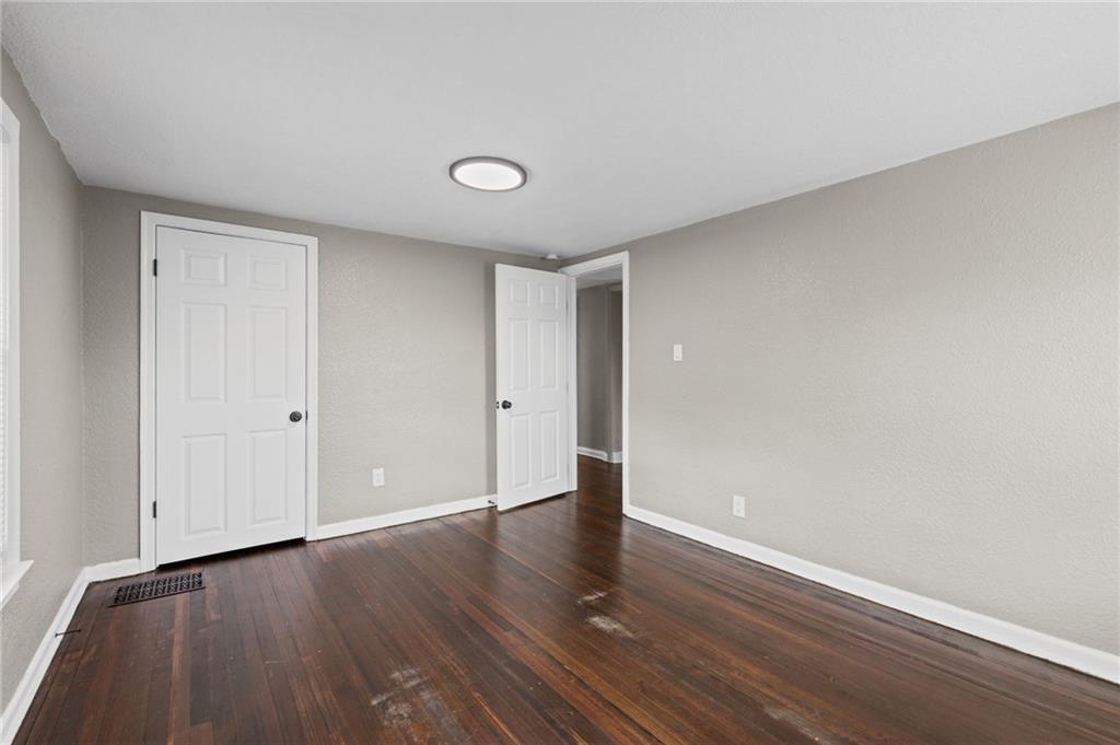 822 S Hardy Avenue Property Photo 28
