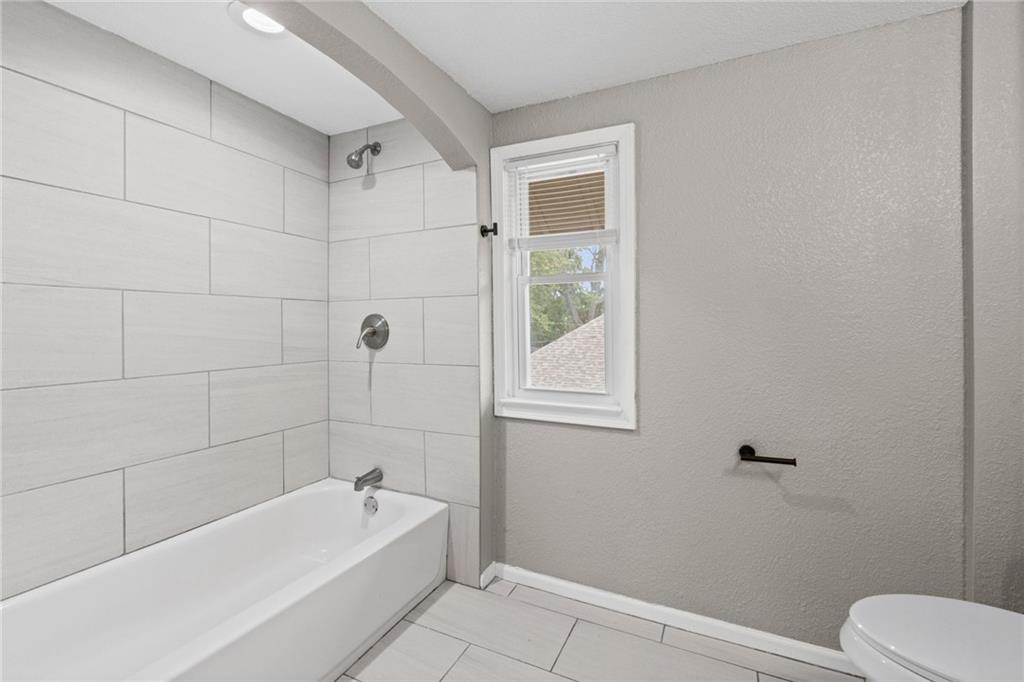 822 S Hardy Avenue Property Photo 29