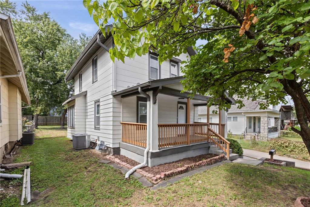 822 S Hardy Avenue Property Photo 39
