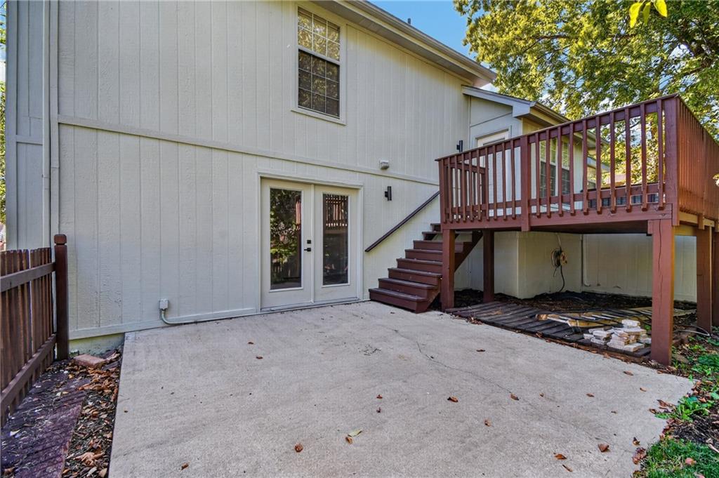 1500 Ne Bronze Drive Property Photo 44