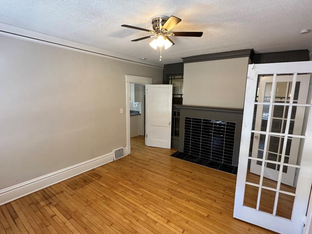 3809 Washington Street Property Photo 11