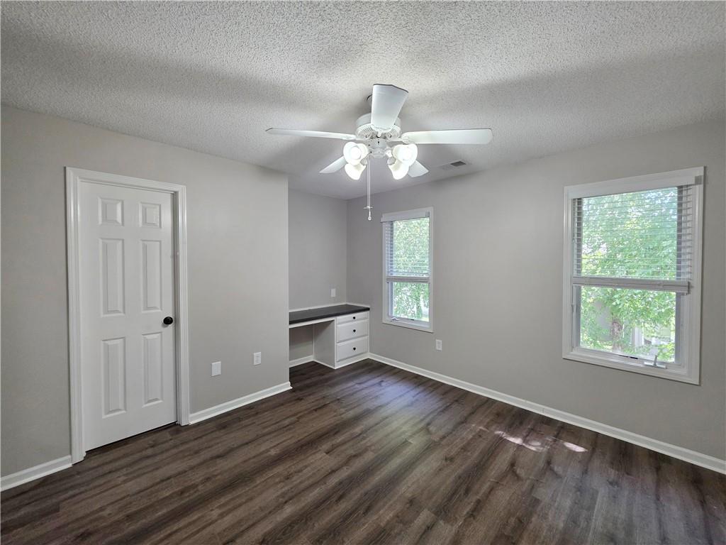 11009 W 131st Street Property Photo 33