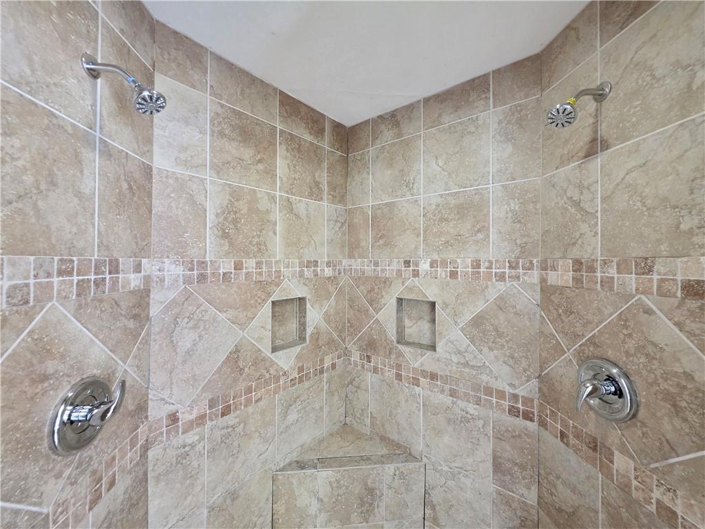 11009 W 131st Street Property Photo 40