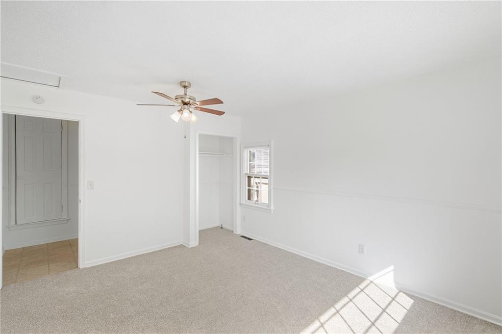 3916 S Spring Street Property Photo 18
