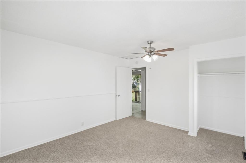 3916 S Spring Street Property Photo 20