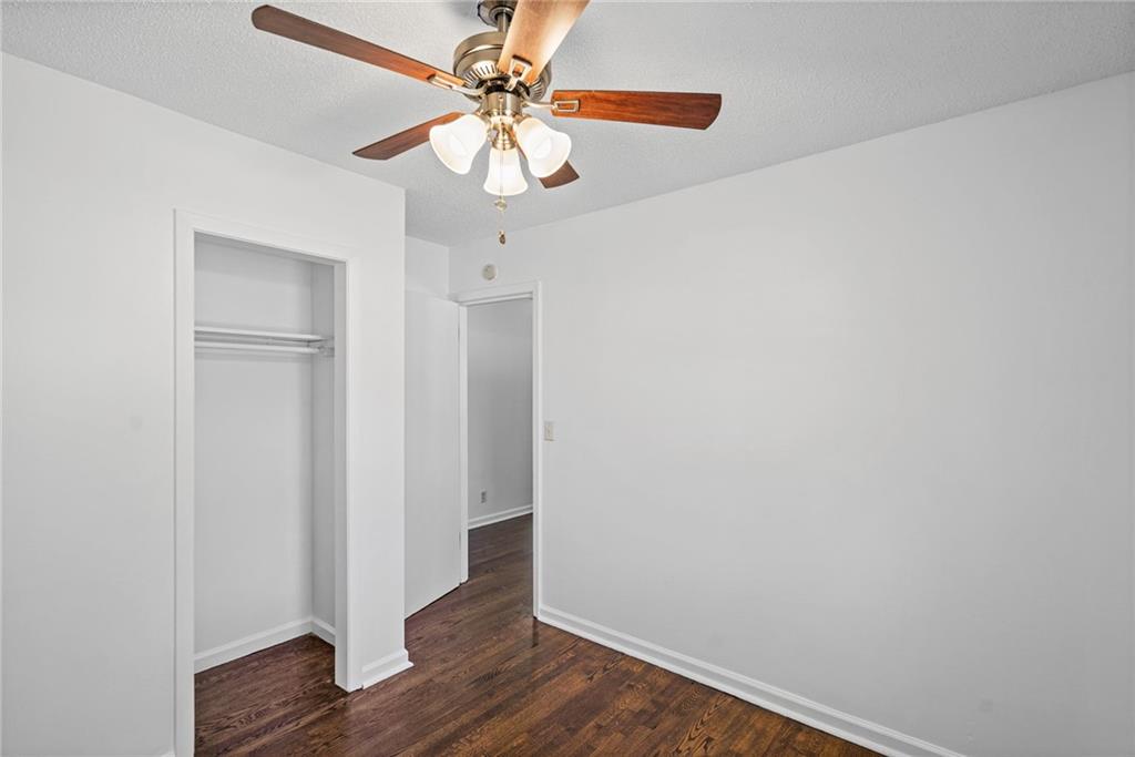 3916 S Spring Street Property Photo 22
