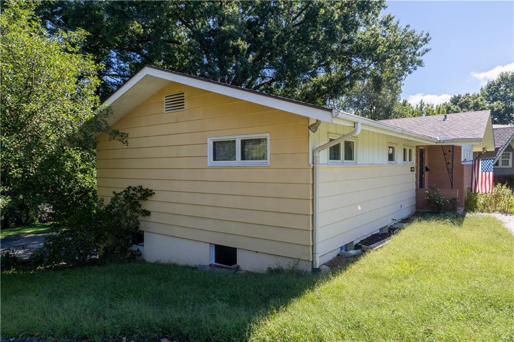 1817 Lovers Lane Heights N/a Property Photo 12