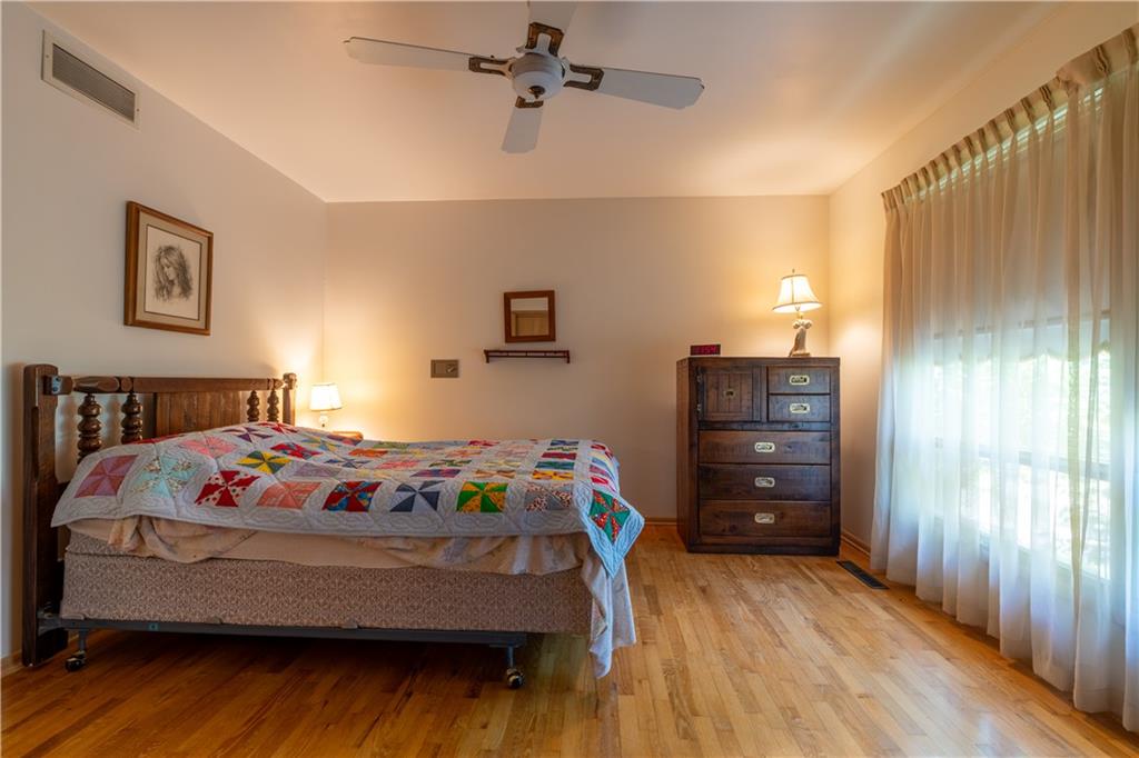 1817 Lovers Lane Heights N/a Property Photo 26