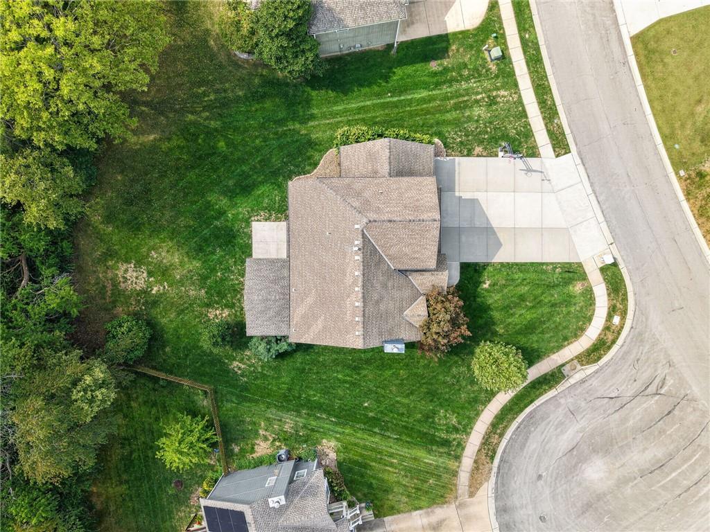 2017 Sw Post Oak Road Property Photo 13