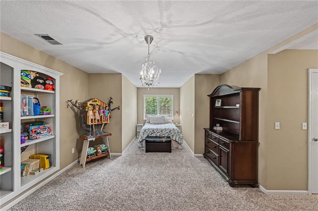 13810 Grove Avenue Property Photo 22